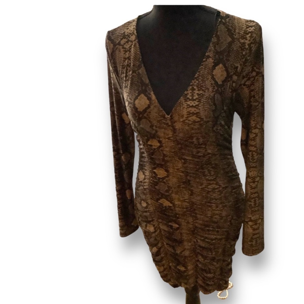 Bodycon long sleeve Mini Dress